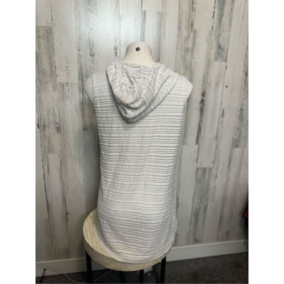 Swimsuit cover white - Picture 3 of 8